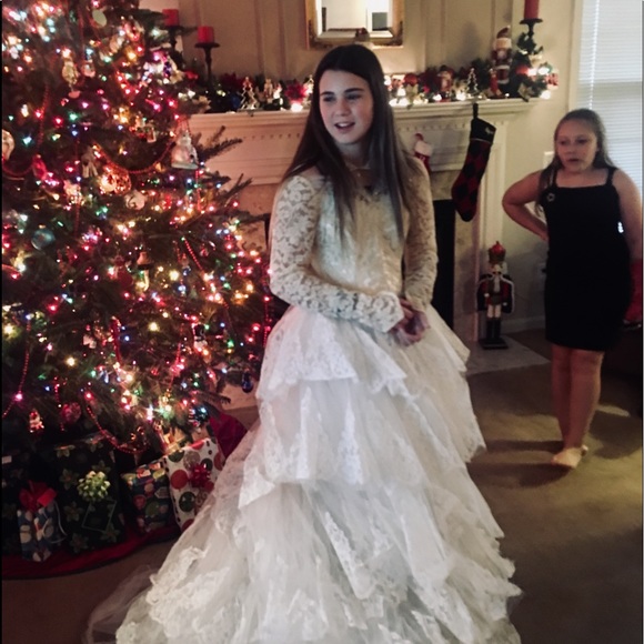 Welcome to my closet❤️❤️ - Picture 9 of 13